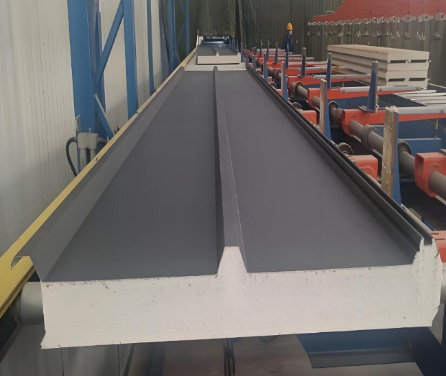 佳木斯聚氨酯泡沫保温板